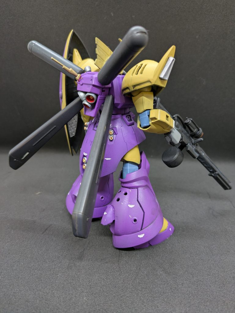 今回作った分はかなり気に入ってます。量産型も欲しいけど今や入手困難キットだもんなー。(積んでいたのも色々といわれるかもしませんが、大昔に買ったものなのでご容赦ください)