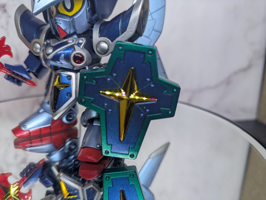 メッキはそのまま利用ブイアンテナの中央はメタルプライマーを塗ってからクリアレッドで塗装していますプライマーの効果は不明（笑）