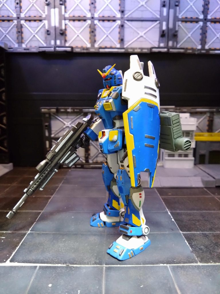 カラーリングは鈴鬼がバイク乗りとして重度の鈴菌感染者なため、ガンダムと同じくスズキ好きにもなってほしいとの思いからスズキカラーをイメージしているのだ。塗装はノーシンナーとしているのでトップコートは吹けなかった…(⁠๑⁠•⁠﹏⁠•⁠)