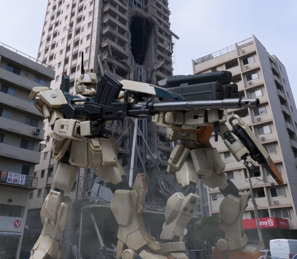 ボビー・ハイネマン曹長が駆る2号機は主に小隊の火力支援を担当。そのため主武装として79式180ミリキャノンを装備している。大口径長距離装備であるキャノン砲を主武装として扱うため射撃システムを改修時の最新型に換装。これにより長距離射撃精度が格段に上がっており、横須賀のジオン軍防御陣地攻略の際に敵砲撃陣地を一方的に破壊するなどして活躍した。