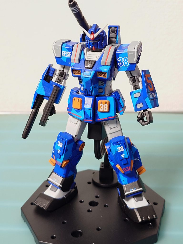 フルアーマーガンダム–2枚目/制作者：AKI