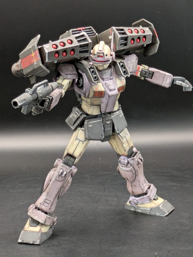 成形色が寂しくて、胸にオレンジで差し色入れてみたけど、ちょっと違ったかなぁ…