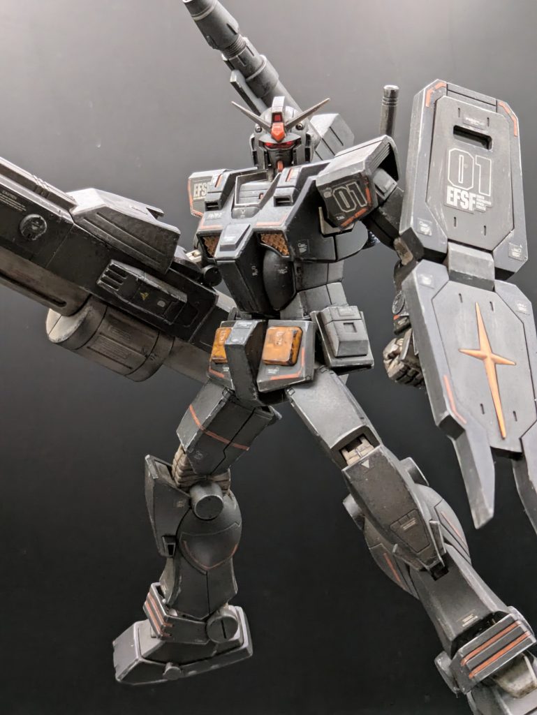 色黒の機体を黒背景で撮る… 『かるま』さんの偉大さを改めて実感…💦