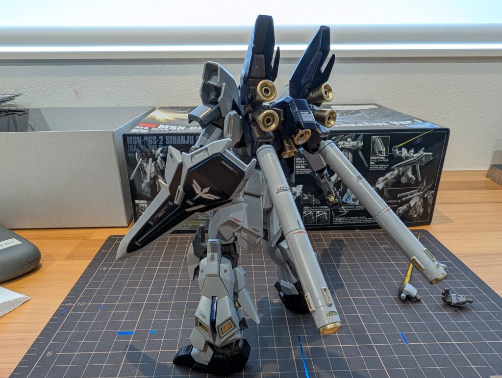 HGUC シナンジュスタイン–2枚目/制作者：JET