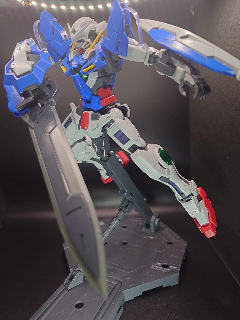 ガンダムエクシア–5枚目/制作者：なべ