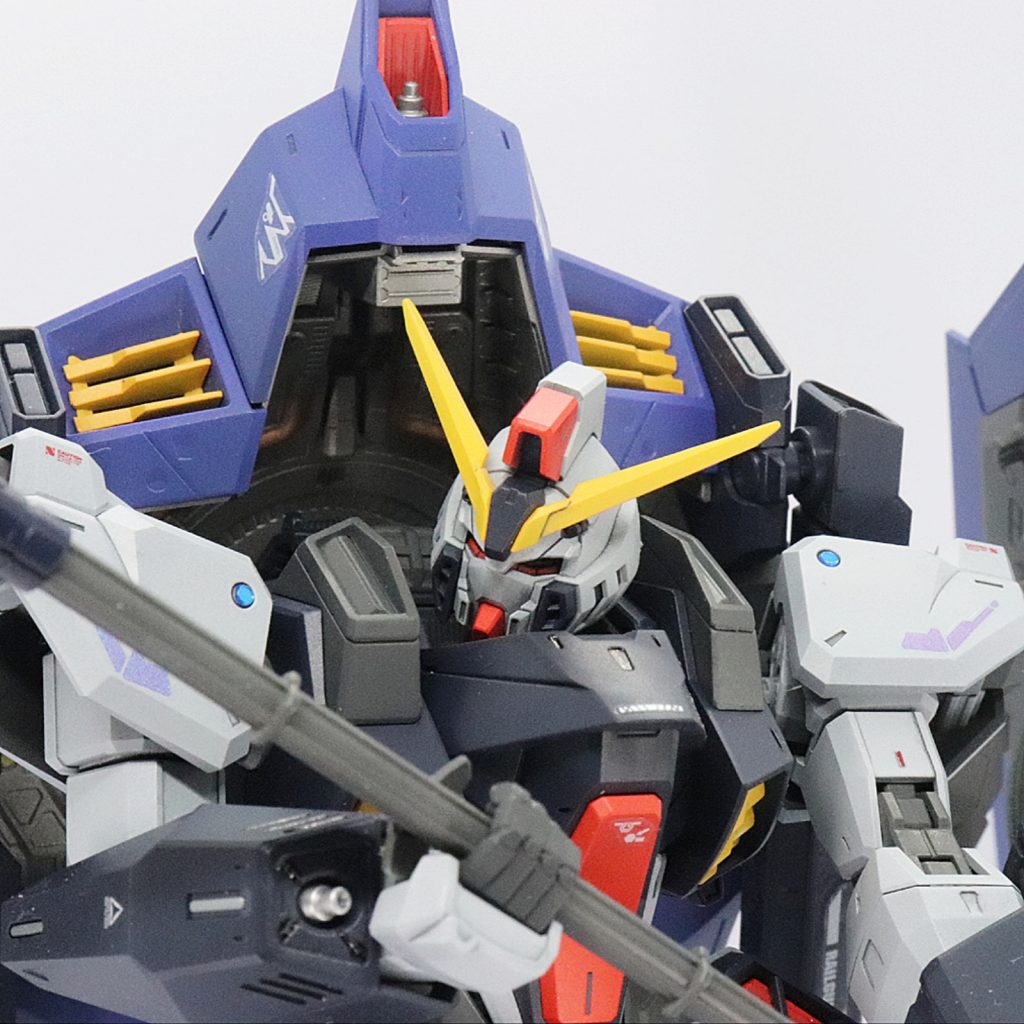 最後にバストアップ。キット付属のマーキングシールに加え、GMデカールやスジボリ堂ロボデカール使用しました。最後までご覧いただき、ありがとうございます🙇