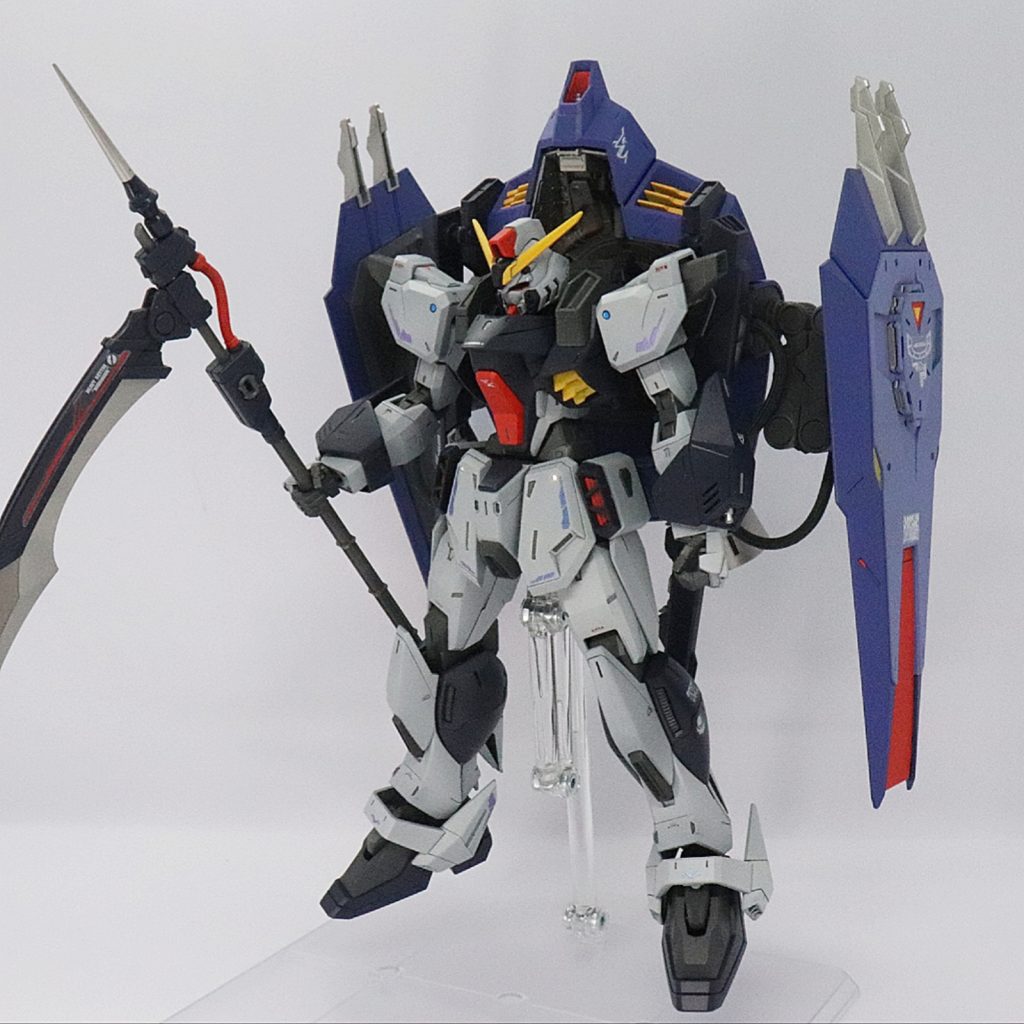 グリーン主体のカラーを、ブルー主体にカラーチェンジしました。