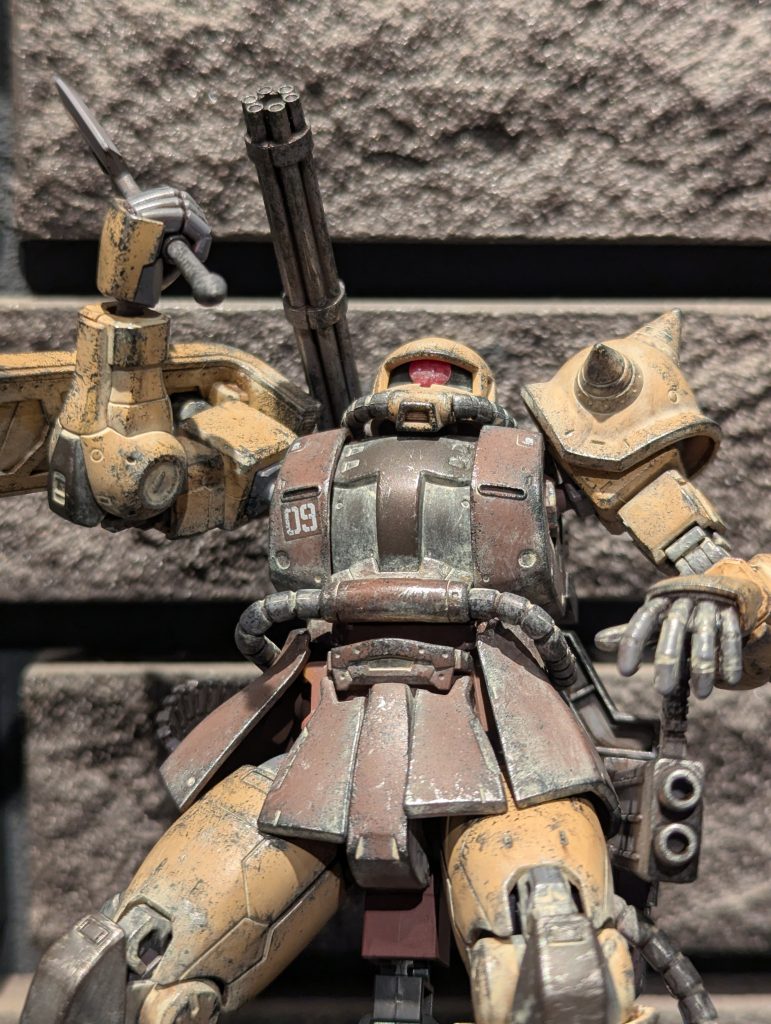 別売りのモノアイクリアが存外大きくて目玉大きめです。LEDで光らせたいのですがオススメの品番ありましたらお教えください(_ _)