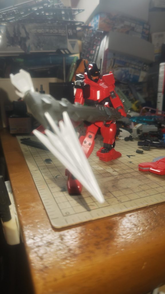 武装は、掘削用試作複合武器「断チ砕キ」腕部硬質ブレードの2種類です!ゴリゴリの近接タイプを目指してます。