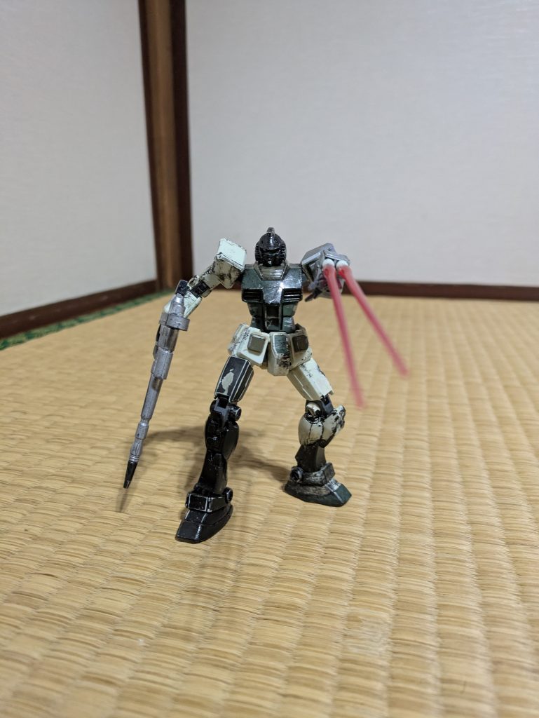 ビームサーベルでぶっさせます、ランナーで作りました