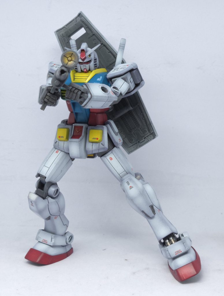 ポーズ1。ポージング力チェック。微妙。作ることに夢中になりすぎて、撮影まで漕ぎ着けたあたりには燃え尽き症候群になり集中力が低下します💦