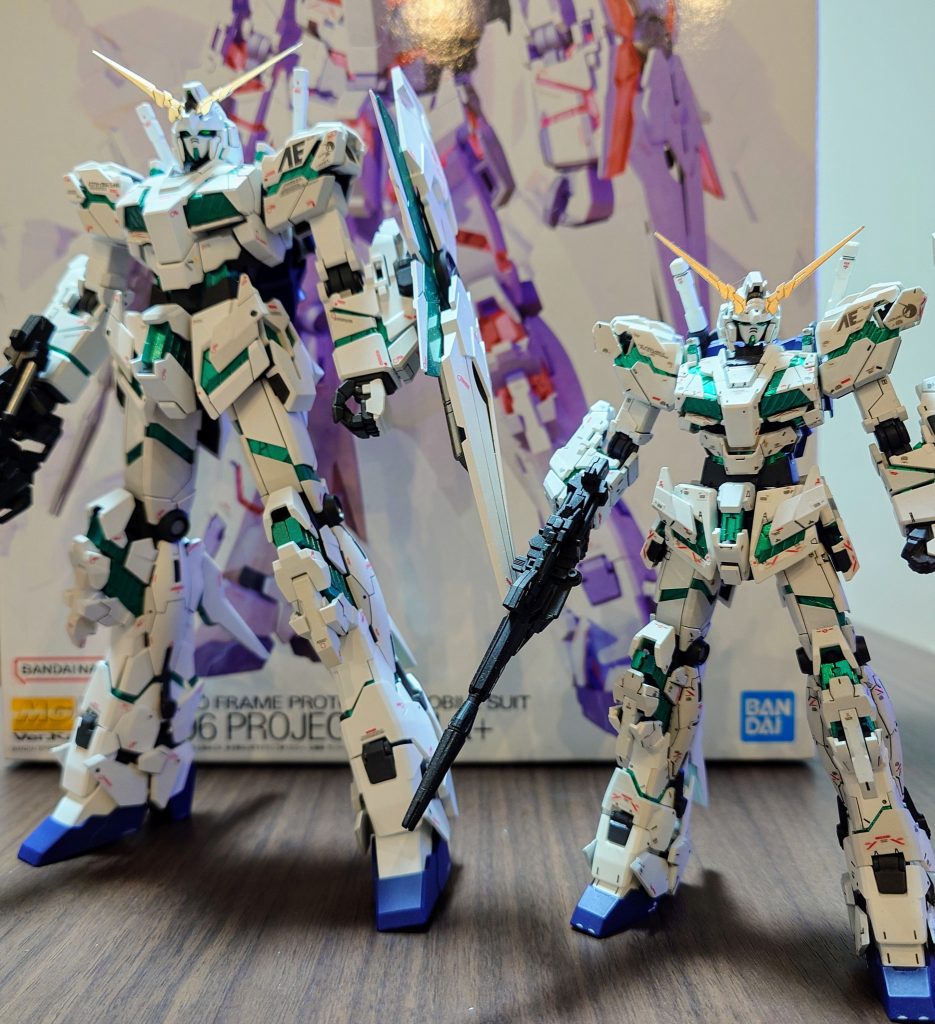 RGユニコーンガンダムとともに