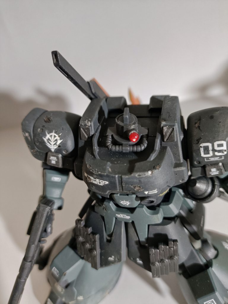 モノアイは可動するようにしました。