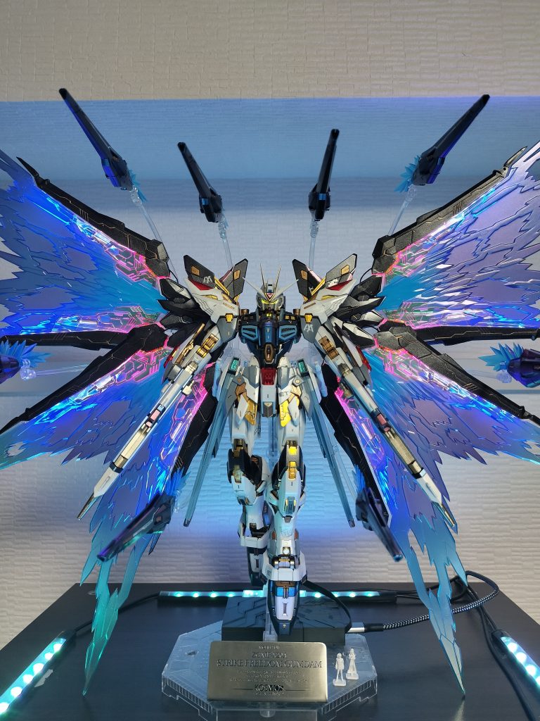 好き嫌いは分かれそうですけど個人的には大満足です！ゴールドの塗装は５種類作って頑張りましたーー