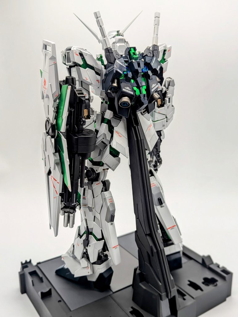 PGユニコーンガンダム 覚醒カラー全塗装クリアグリーン–5枚目/制作者：kenshira0123
