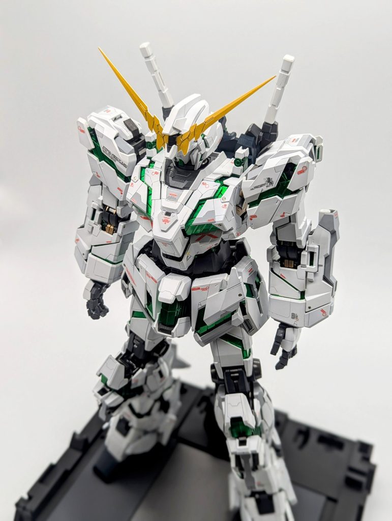 PGユニコーンガンダム 覚醒カラー全塗装クリアグリーン–6枚目/制作者：kenshira0123
