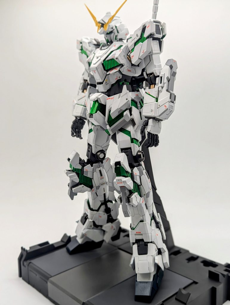 PGユニコーンガンダム 覚醒カラー全塗装クリアグリーン–7枚目/制作者：kenshira0123