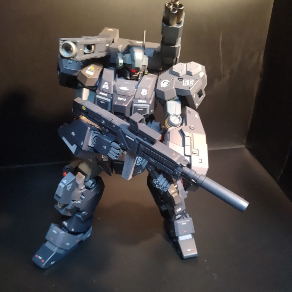 写真では、何故か色が薄く写ってますが実物は濃ゆい紺色です!(笑)撮影環境が悪いので今までのキットも画像悪いです(笑)人から散々言われながら今だにそのままです!(笑)