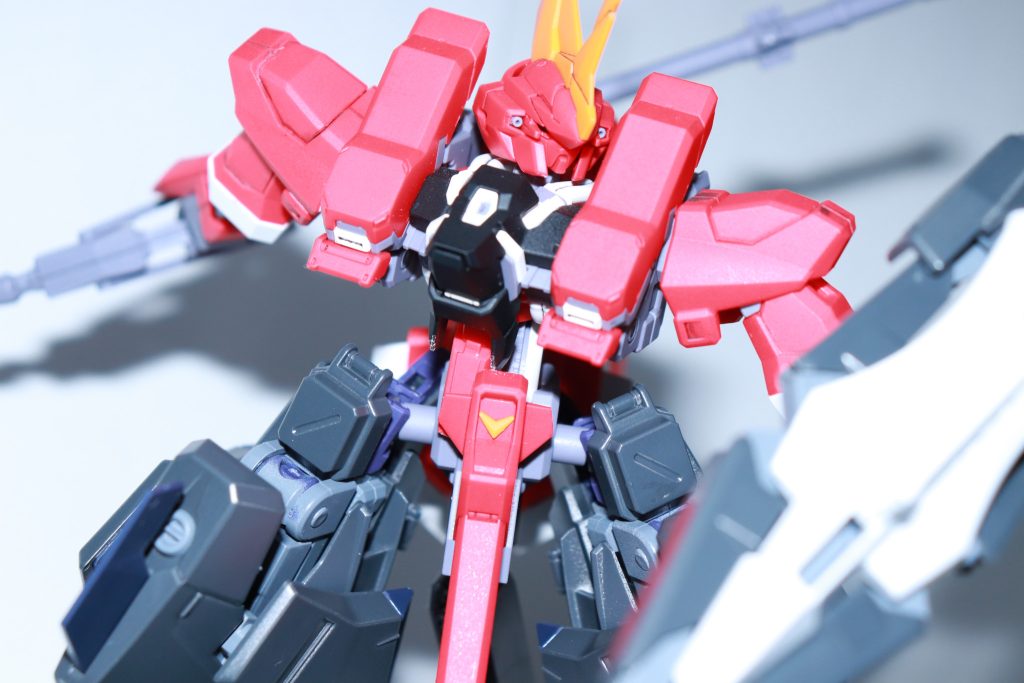 胴体アップで上半身はスミイレ+トップコートの簡単フィニッシュで済ませました。