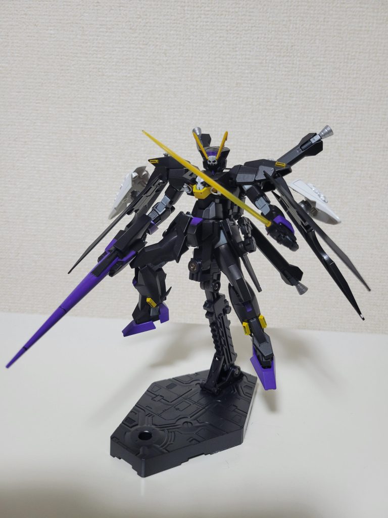 AGE -X 2 ダークハウンド Xラウンダー用にダークハウンドを改修したというオラ設定の機体になります。