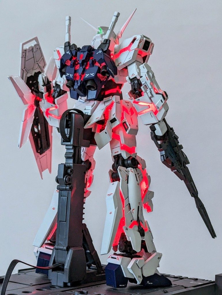 なかなかの発光量なんですよ！ユニコーン推したから萌え萌えです♬ そして、覚醒状態…