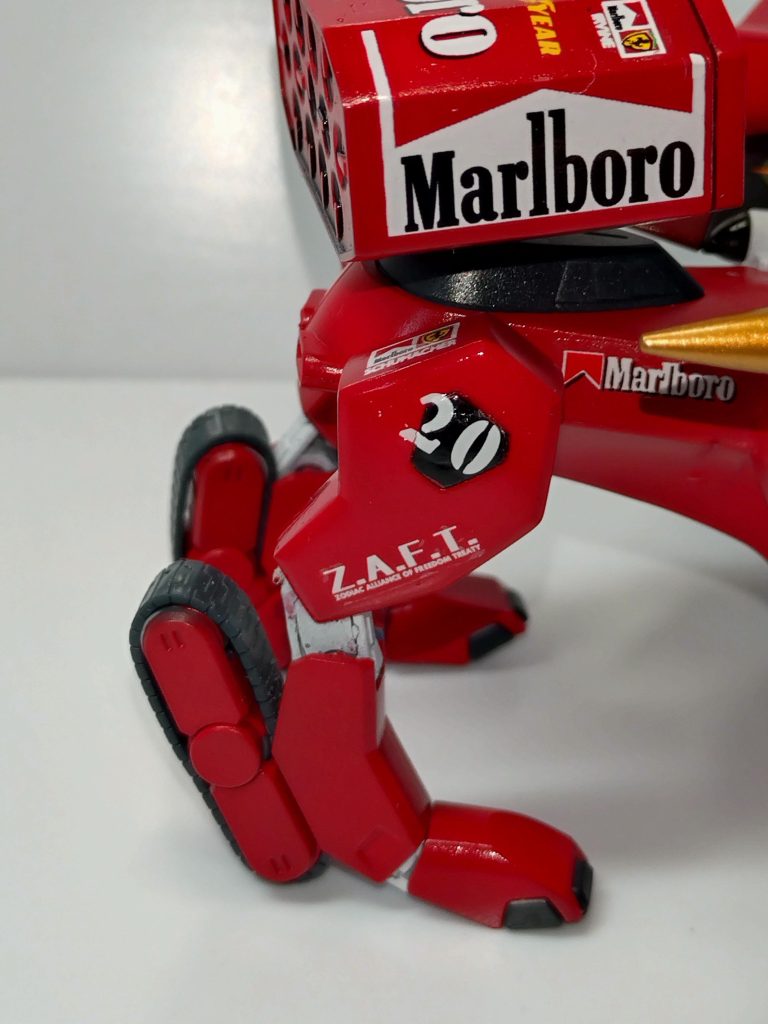 ZAFTは現実世界で例えるなら車のメーカーかな?と思いながら貼りました。ZAFTのバクゥ日産のシルビア  てきな??20はFDJ2で使用していたナンバリングです。