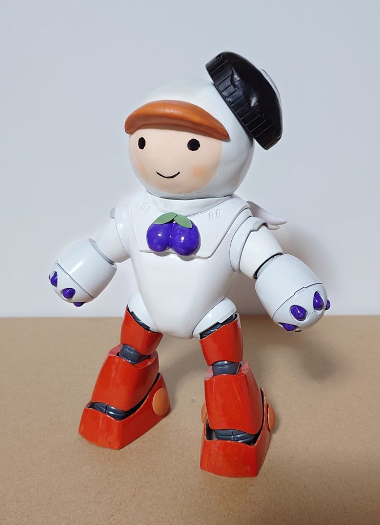 頭は100均の発泡スチロールの玉にパテを付けてます。きれいな球体にはなかなかならなくて結構ボコボコしてます胴体もパテで埋めてます白のスプレーが無くなったので、他の白の塗料で代用しようとしましたが、「白は200色あんねん」を強く感じる事が出来ました