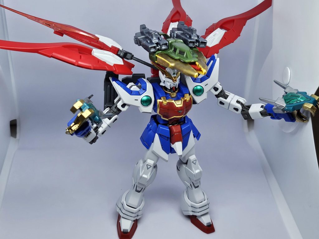 ダブルドラゴンハングと背中のツインビームキャノン