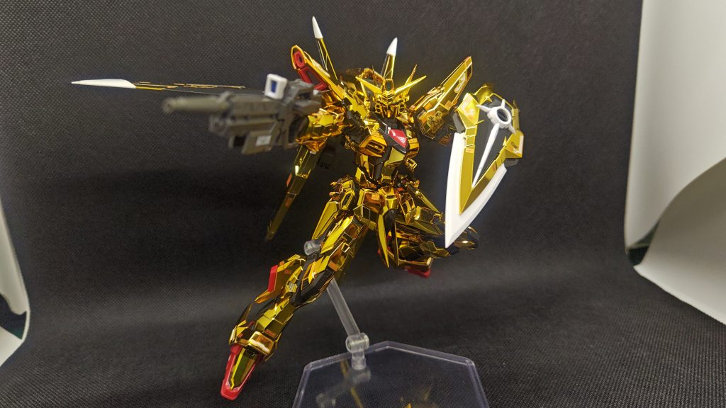 ビームライフル　ヒャクライを構えて。