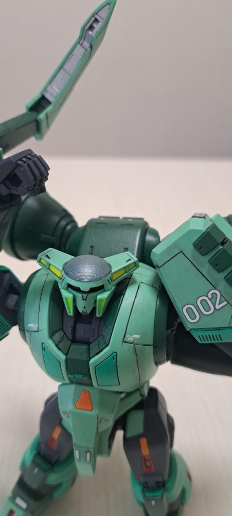 拭き取り処理もスジ彫りも相変わらず