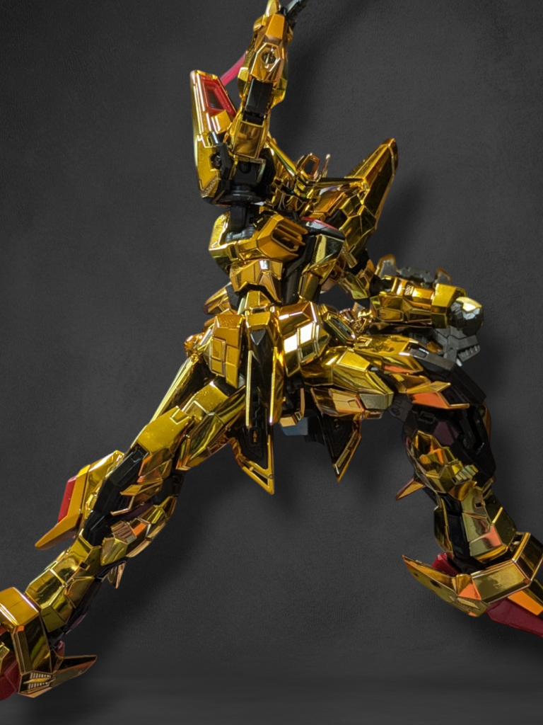 ビームサーベルで大きく振りかぶり