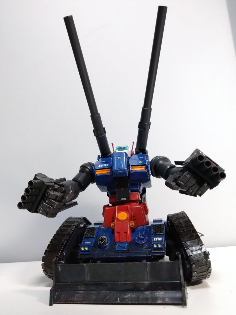 「ドンッ!」下からの撮影は迫力アリです。