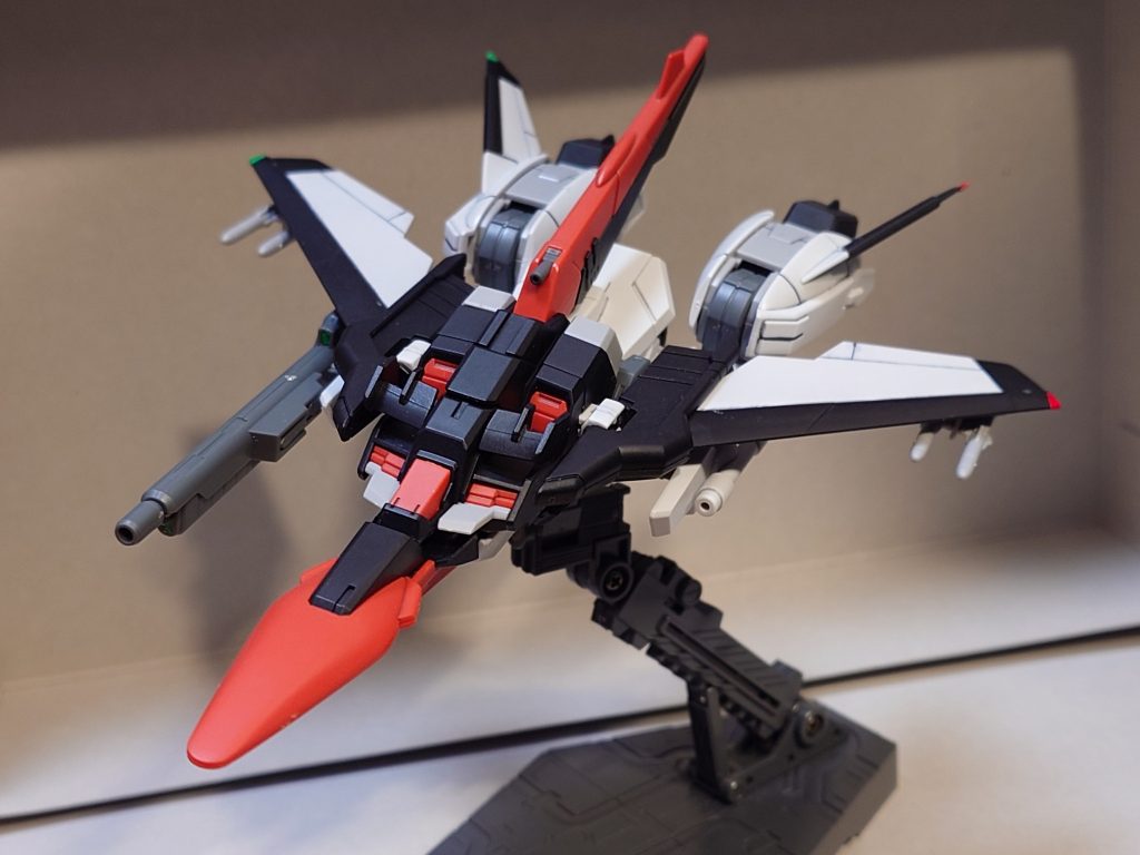 増槽やASM、さらにAAMも左右1発ずつ外して…とか、こういう遊びができるのもいい