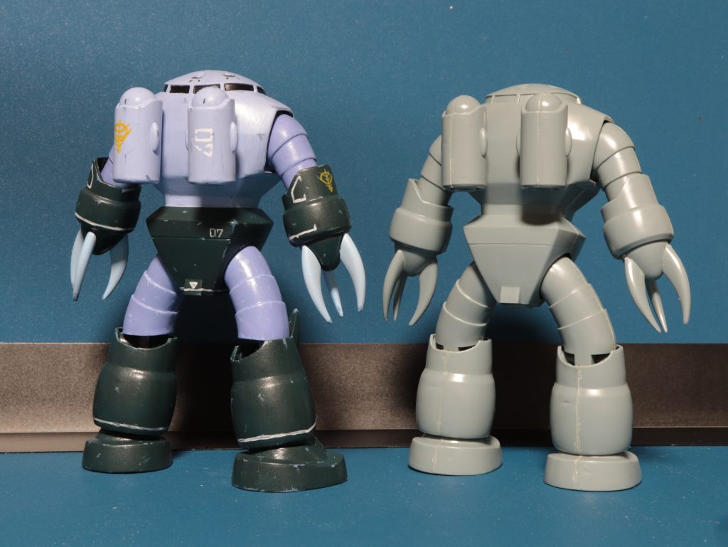 パチ組との比較リアショット。