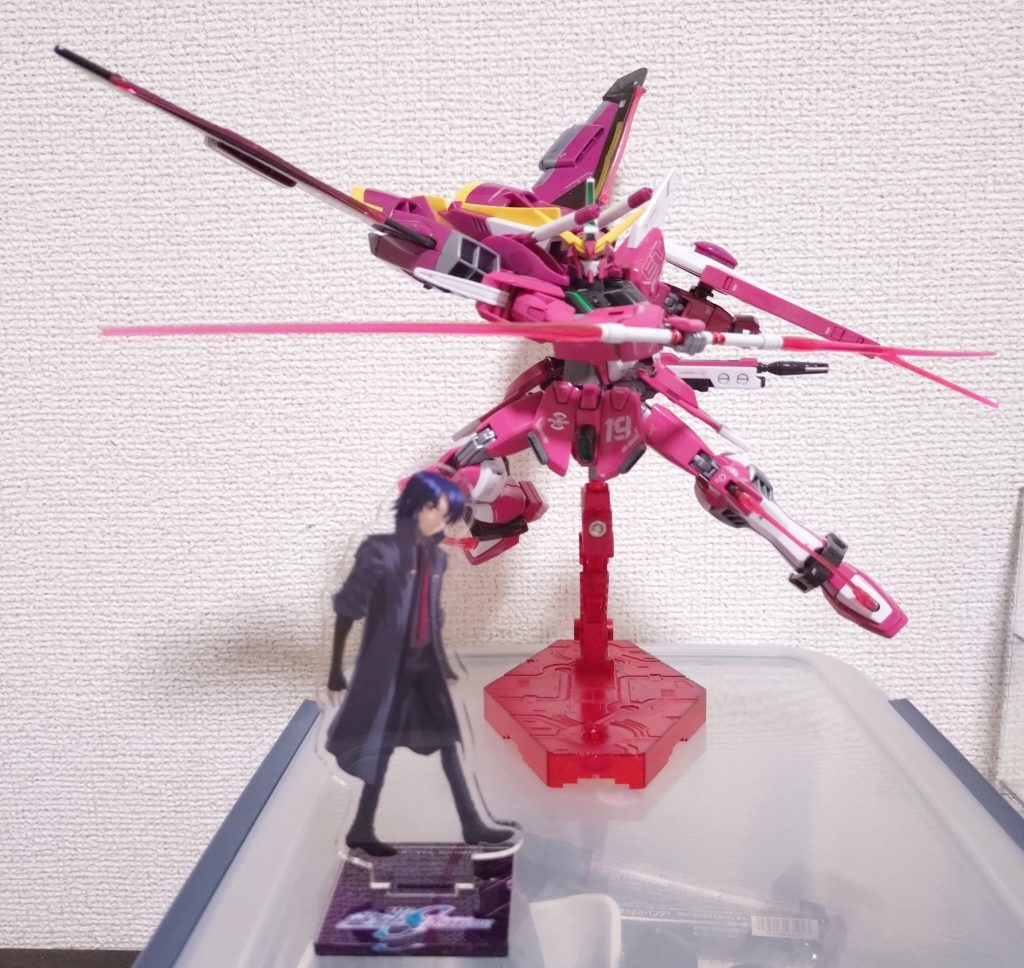 実は右腕が千切れました💦