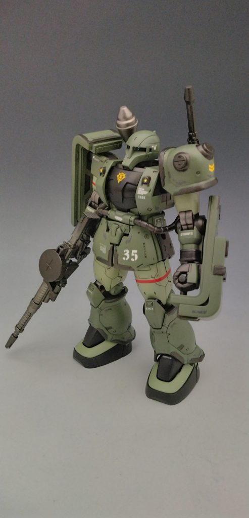 ヴァッフのボディなんか使えないかな？と購入したはいいのですが、胸部が思ったより野暮ったかったのでちょっとカッコよくするのは難しいかなとジャンクザクシリーズ(？)で使用することなりました。ザクカラーで塗装すると違和感なくなるのでありがたいです(笑)