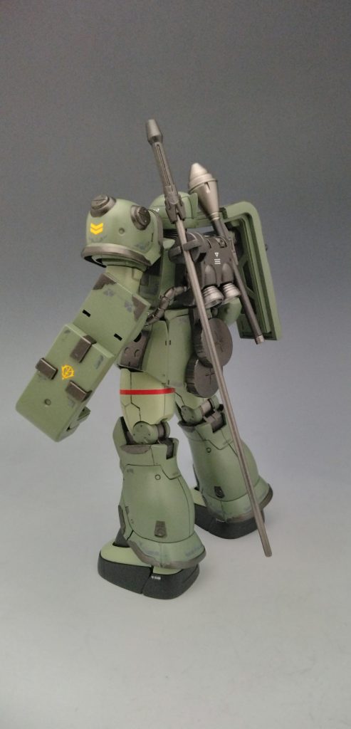 左腕のシールドは余剰パーツになってるシールドにティエレンのシールドを被せた物になってます。重量も上がったので殴ると多分重いです。 