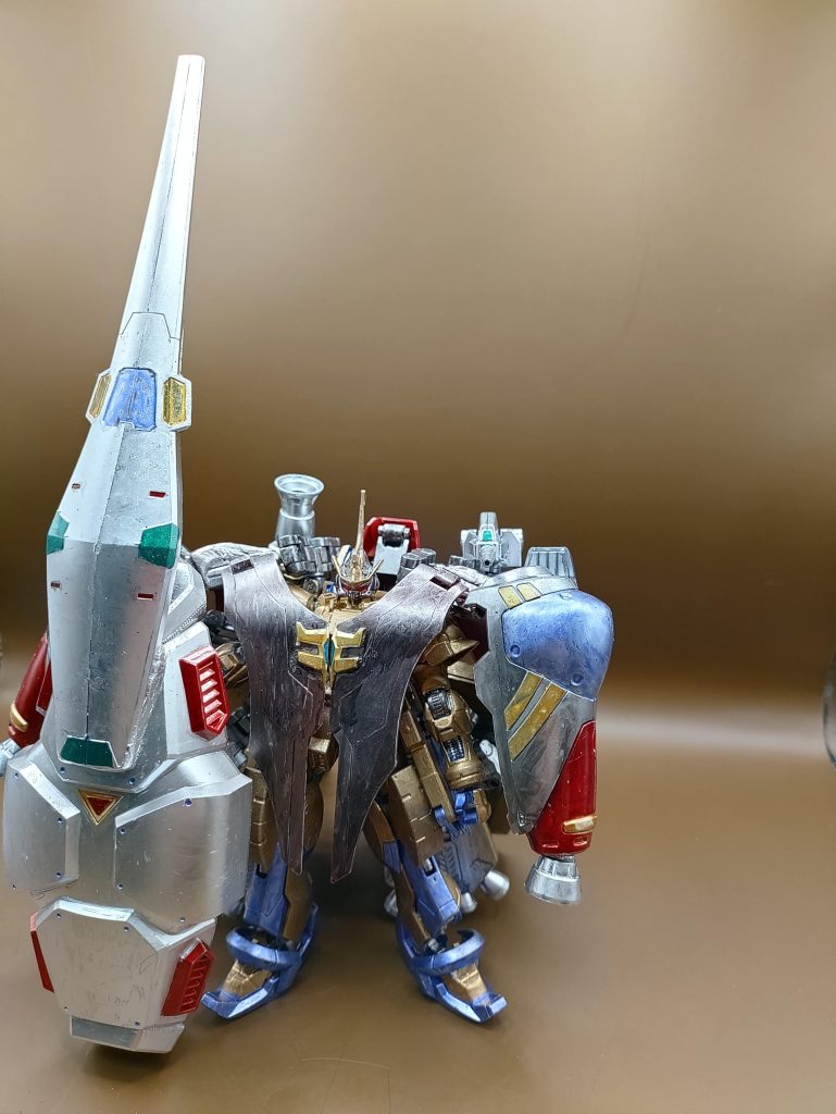 ◯フル装備(アトミックモード)本機の本来の運用方法である核弾頭を装備した装備です。本機は高速で敵の懐に入り、撃ち落とす事が不可能な至近距離で戦略核を撃ち込み敵の重要拠点を瞬時に壊滅させる事を目的にしています。