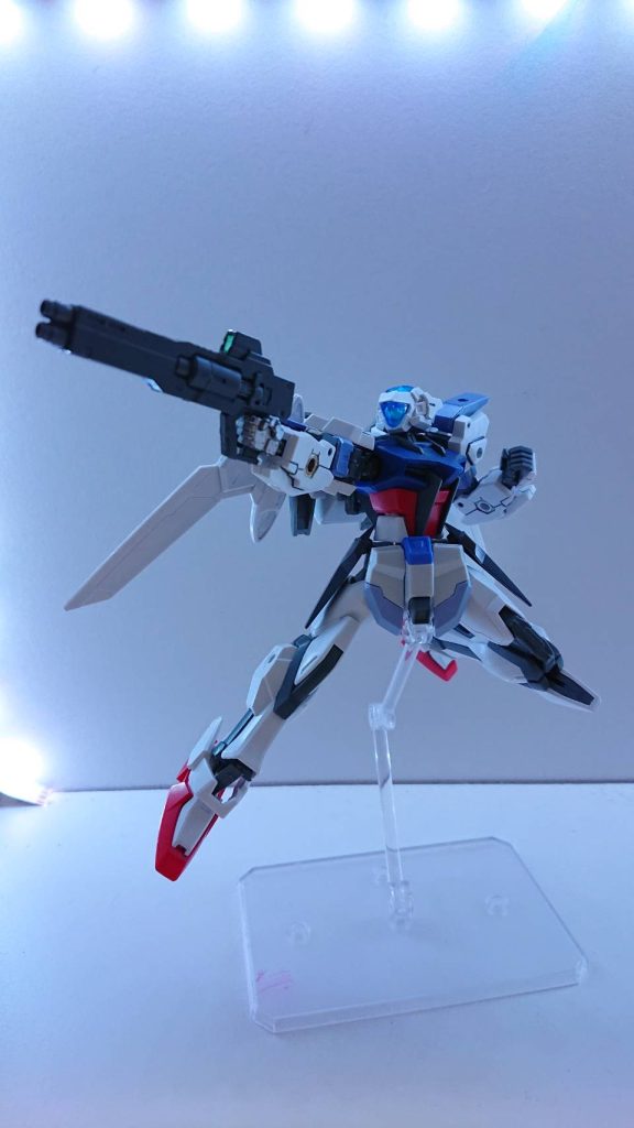 ビームマシンガンネイティブ時にも装備されていた携行武装。WBSに追加ジェネレータが搭載されてことにより火力大幅にアップされ、連射力も強化されている。