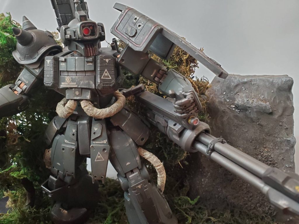 バイザーの昇降なども再現