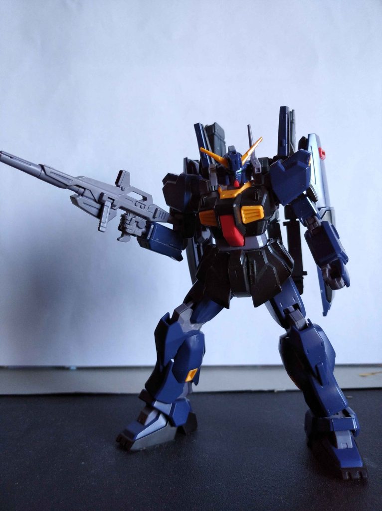 I broke off the original fin long ago, and I replaced it with the spare fin that came with the HG Advanced Hazel.