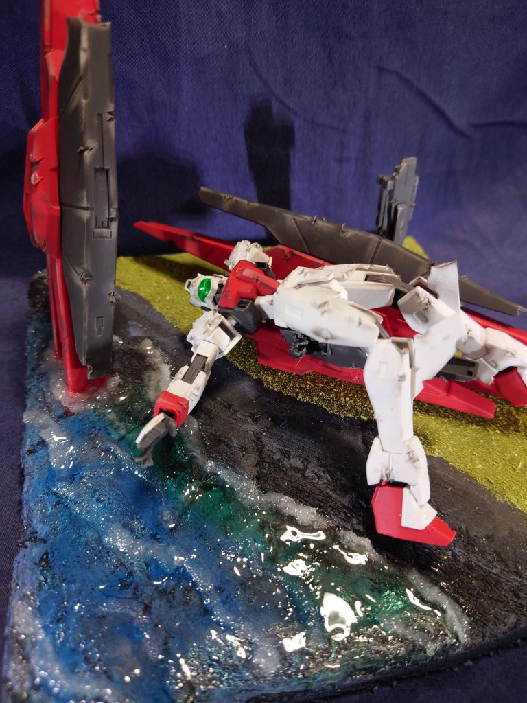 海の表現にはレジンを使用しています。