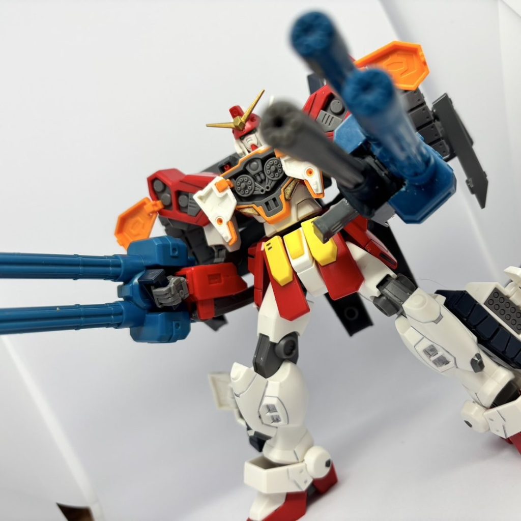 MG 1/100 ガンダムヘビーアームズ EW｜バンダイ ホビーサイト