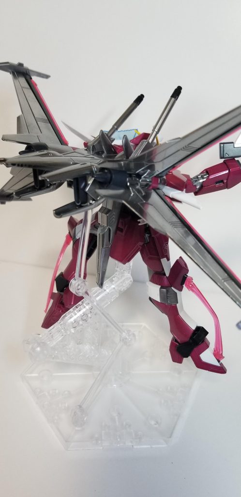 背面。知人に、もうフォランテスだけで良くない?と言われたくらいは存在感あります。