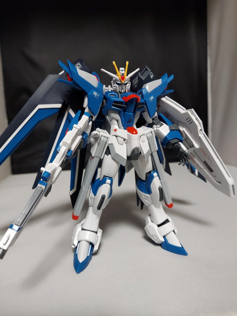 1位HGライジングフリーダム新しいフリーダムと言う事でかなり嬉しかったです(*´ー`*)マイティーも良かったですが個人的にはこちらの方が好きなんですよね✨最初のフリーダムっぽさがいいですよね👍️映画序盤のライフリの無双シーンが好きです(*´ー`*)キットもSEEDアクションでポーズがとにかく決まります(´▽`)🎵