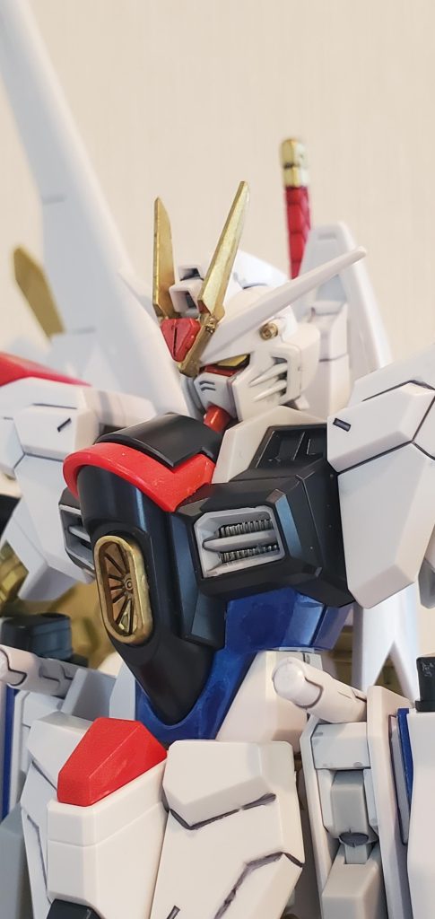 胸部ダクト内部は、メッキカラー処理してます