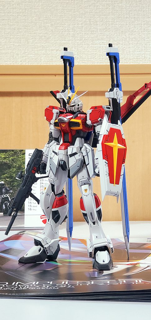 デカール無し状態でも　色分けは完璧