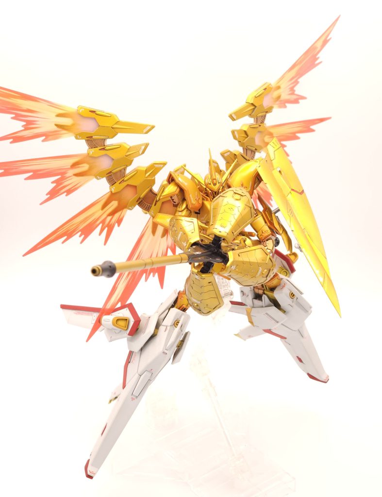 小型化したリニアキャノンと大型シールドを装備コトブキヤのヘヴィウエポンユニットとメガミデバイスから流用 