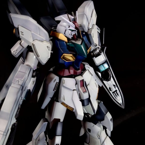 シナンジュ・ガンダム