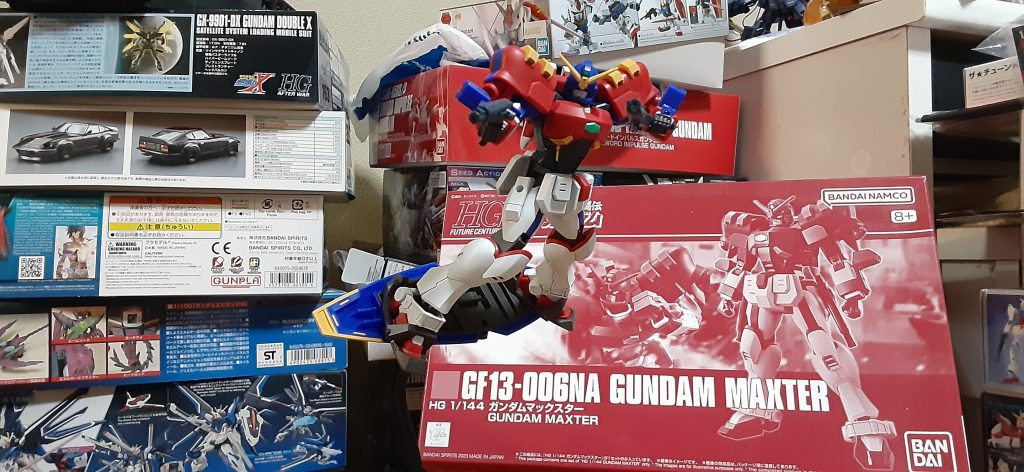 付属品がめちゃくちゃ充実してて、まさかこのシールド兼サーフボードまで付いてくるの感動。